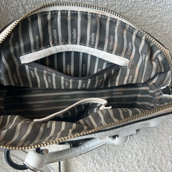 Mimco leather turn-lock bag white - Picture 8 of 10